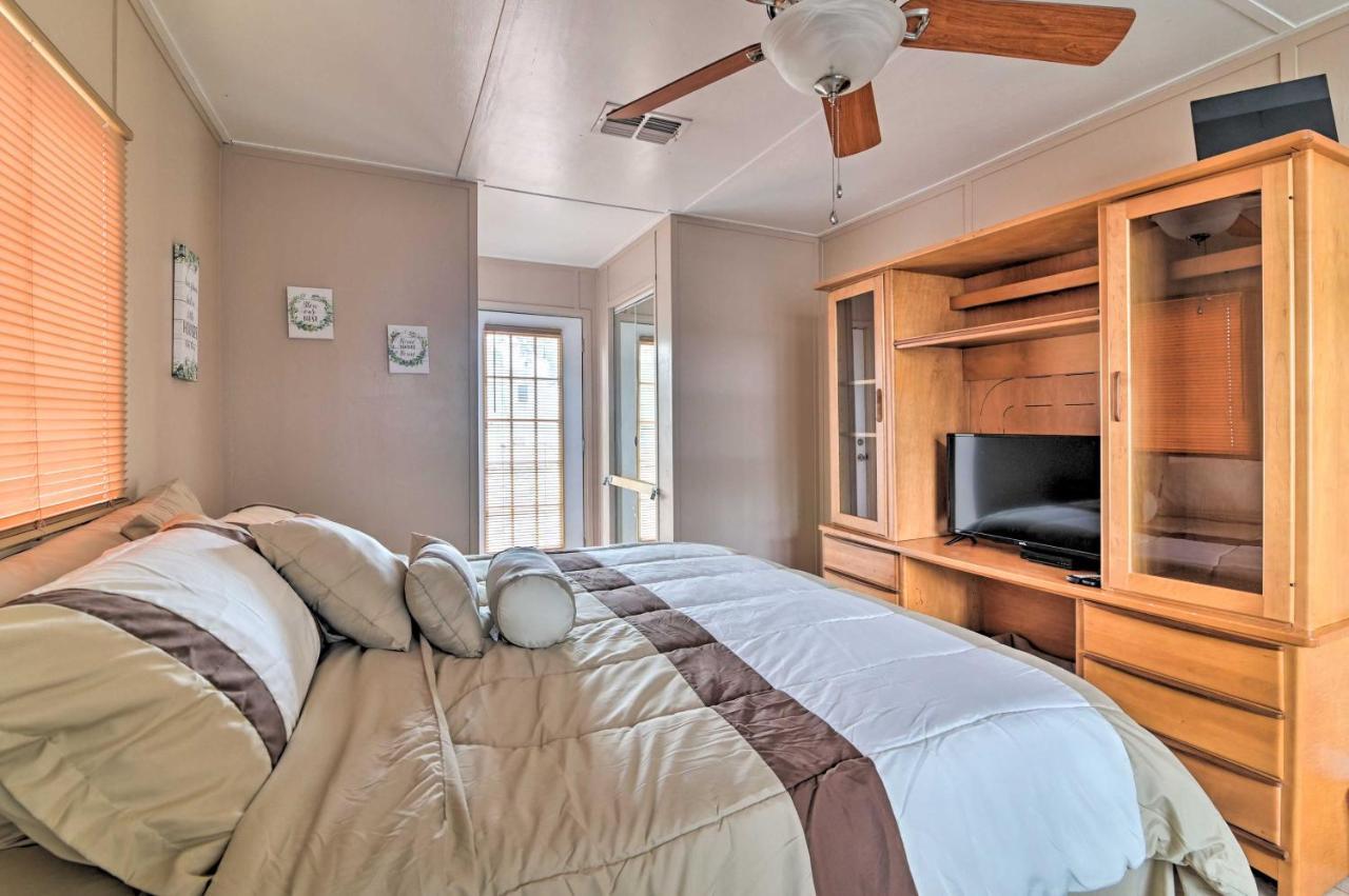 Pet-Friendly Auburndale House With Lake Views! Exterior foto