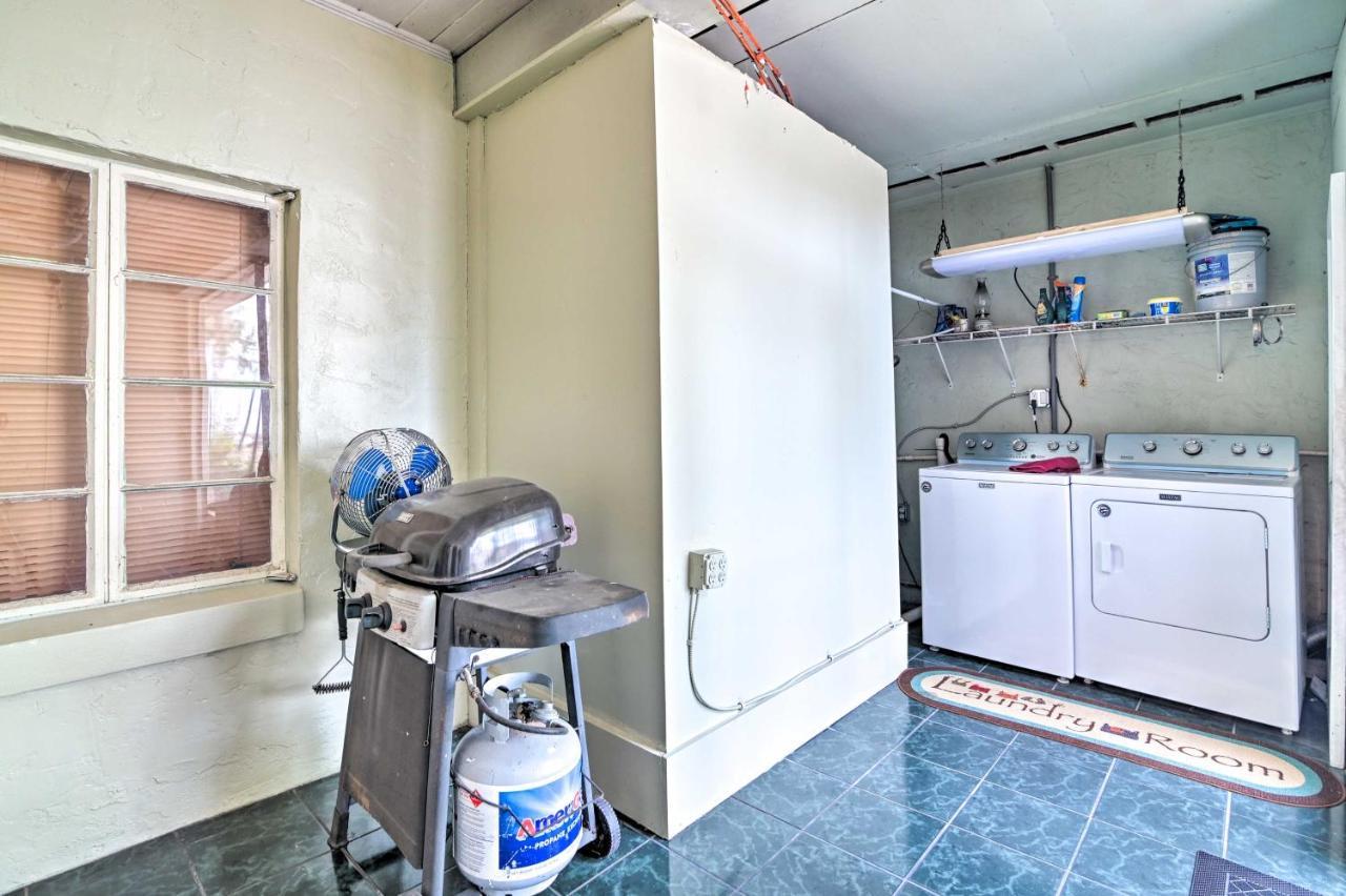 Pet-Friendly Auburndale House With Lake Views! Exterior foto